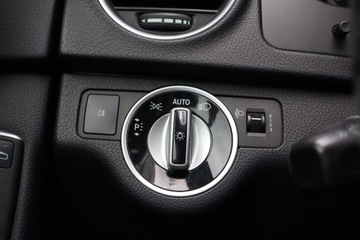 Mercedes Klasa C W204 Limuzyna 1.8 180 CGI BlueEFFICIENCY 156KM 2011 Mercedes C C 180, Automat, Navi, Klima, zdjęcie 20