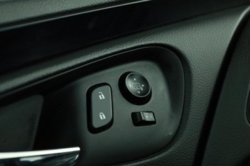 Opel Insignia I Sports Tourer Facelifting 2.0 CDTI BiTurbo ECOTEC 195KM 2015 Opel Insignia 2.0 BiTurbo CDTI, Salon Polska, zdjęcie 12