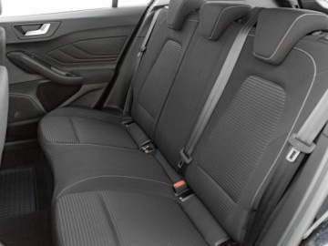 Ford Focus IV Kombi Facelifting 1.0 EcoBoost MHEV 125KM 2023 Ford Focus WJ8580L#1.0 EcoBoost Titanium Podgrz.f, zdjęcie 25