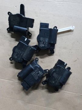 SILNICZEK NAGRZEWNICY VW AUDI SKODA 52411483R06