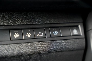 Peugeot 5008 II Crossover Facelifting 2.0 BlueHDi 177KM 2022 Peugeot 5008 GT kamera Skora adc Nawi PANORAMA bli, zdjęcie 13