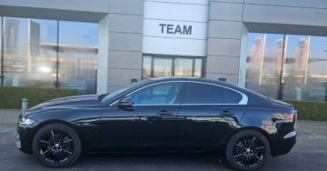 Jaguar XE Sedan Facelifting 2.0 i4P 250KM 2019 Jaguar XE 2.0 Benzyna 250KM, zdjęcie 4