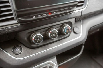 Renault Trafic III Combi 2.0 dCi  150KM 2024 Renault Trafic 9-OSÓB L2H1 DŁUGI 38 tkm, zdjęcie 13