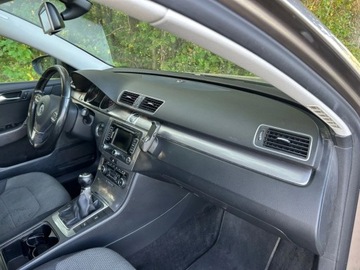 Volkswagen Passat B7 Variant 2.0 TDI CR DPF BlueMotion 140KM 2011 Volkswagen Passat 2.0 Diesel 140KM, zdjęcie 17