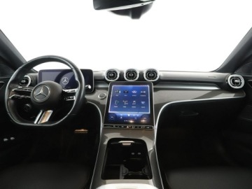 Mercedes Klasa C W206 Limuzyna Plug-in 2.0 300e 313KM 2021 Mercedes C 300 PHEV full LED skóra/alcantara, zdjęcie 14
