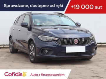 Fiat Tipo II Station Wagon 1.6 MultiJet 120KM 2017 Fiat Tipo 1.6 MultiJet, Automat, Skóra, Navi