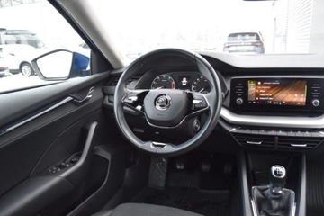 Skoda Octavia IV Liftback 1.5 TSI EVO 150KM 2021 Skoda Octavia SalonPL 1.5TSI 150KM Ambition Czujniki KESSY Kamera SmartLI, zdjęcie 10
