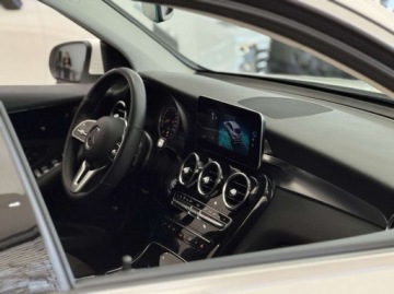 Mercedes GLC C253 SUV Facelifting 2.0 200d 163KM 2022 Mercedes-Benz GLC 4 Matic Kamera cofania CarPlayAndroid Auto Nawigacja, zdjęcie 35