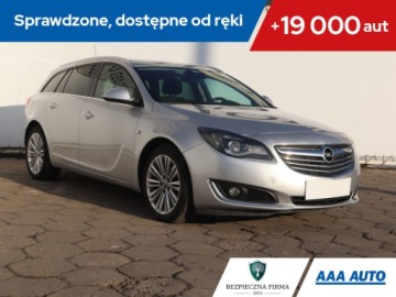 Opel Insignia I Sports Tourer 2.0 CDTI ECOTEC 130KM 2013 Opel Insignia 2.0 CDTI, Salon Polska, Serwis ASO