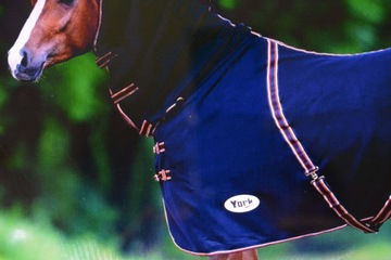 ФЛИСОВЫЙ КОВРИК С КАПЮШОНОМ, 145 СМ, С ЛЕНТАМИ