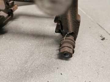 КОРОБКА ЗАДНЯЯ ЛЕВАЯ AUDI A8 D3 310MM