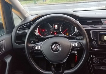 Volkswagen Touran III 2.0 TDI 150KM 2016 Volkswagen Touran VOLKSWAGEN TOURA WERSJA R-LI..., zdjęcie 15