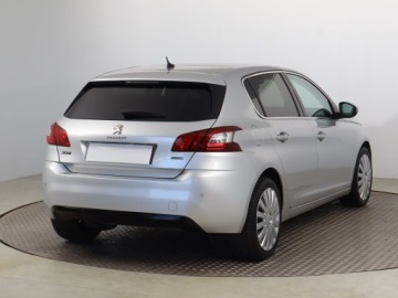 Peugeot 308 II Hatchback 5d 1.2 PureTech 130KM 2016 Peugeot 308 1.2 PureTech, Automat, Skóra, Navi, zdjęcie 4