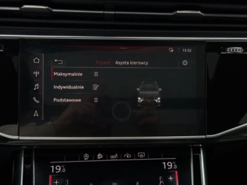 Audi Q8 SUV 3.0 55 TFSI 340KM 2019 Audi Q8 3.0 Benz Quattro Bogate Wyposazenie 3.0 Benzyna 340KM, zdjęcie 24