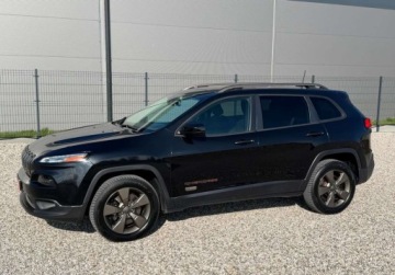 Jeep Cherokee V Terenowy 3.2 V6 272KM 2016 Jeep Cherokee 4x4 CHEROKEE 3.2 V6 272 KM 2016r Warszawa 3.2 Benzyna, zdjęcie 11