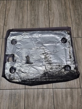 БОКОВАЯ КРЫШКА, ГЛУШИТЕЛЬ КАТАЛИТИЧЕСКОГО НЕЙТРАЛИЗАТОРА, РЯД RENAULT GAMA T C