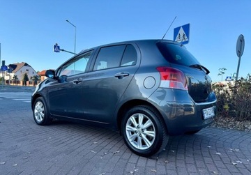 Toyota Yaris II Hatchback 5d 1.33 Dual VVT-i 101KM 2009 Toyota Yaris 1.3i KLIMATRONIC Extra stan 1 1.3 Benzyna 101KM, zdjęcie 26
