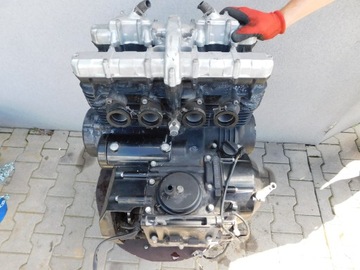 KAWASAKI ZR7 SILNIK
