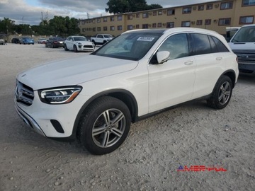 Mercedes GLC C253 2021 Mercedes-Benz GLC 2021 r. ,2,0L 300 4MATIC 2.0 Benzyna 255KM