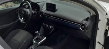 Mazda 2 III Hatchback 5d 1.5 SKY-G 75KM 2018 Mazda 2 1.5 SkyActiv 75KM, zdjęcie 12