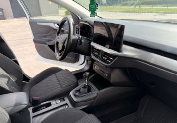 Ford Focus IV Kombi Facelifting 1.0 EcoBoost MHEV 125KM 2023 Ford Focus salon PL FV VAT 23 kombi bogata wersja Benzyna 125KM, zdjęcie 7