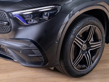 Mercedes GLC C254/X254 Coupe 2.0 200 204KM 2025 MERCEDES-BENZ GLC 200 4-Matic AMG Line Suv 204KM 2025, zdjęcie 3