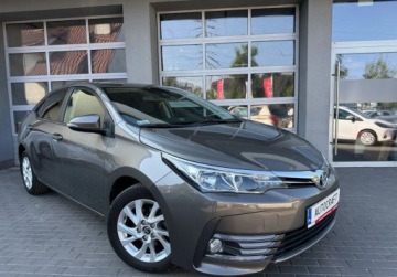 Toyota Corolla XI Sedan Facelifting 1,6 Valvematic 132KM 2017 Toyota Corolla salon Polska, 64 tys km, Gwarancja 1.6 Benzyna 132KM, zdjęcie 17