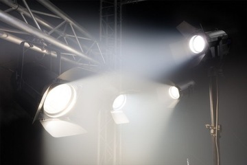 ZOOM LED COB FLIGHT WHITE 100W BEAMZ THEATER