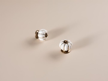 МЕБЕЛЬНАЯ РУЧКА ФАРФОРОВАЯ ТЫКВА БЕЛАЯ/ЗОЛОТАЯ Ретро