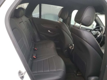 Mercedes GLC C254/X254 2022 Mercedes-Benz GLC 300 4Matic 2022 2.0l 2.0 Benzyna 255KM, zdjęcie 11