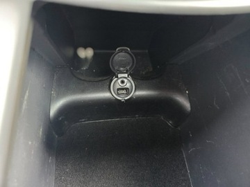 Peugeot 5008 I Minivan Facelifting 1.6 HDi 115KM 2015 Peugeot 5008 1.6 HDI 115 KM, Panorama, LED, Klima,, zdjęcie 22