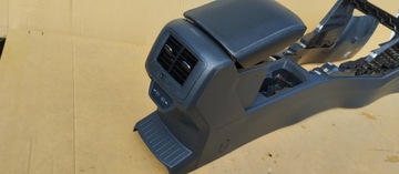 TUNEL CENTRÁLNÍ LOKETNÍ OPĚRKA VOLKSWAGEN VW T-ROC EVROPA