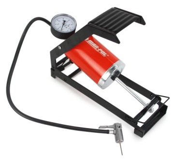 АВТОМОБИЛЬНЫЙ НОЖНОЙ НАСОС с наконечником для манометра