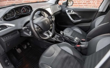 Peugeot 2008 I SUV Facelifting 1.6 BlueHDi 99KM 2016 Peugeot 2008 1.6eHDI 100KM Allure Perla Skora Ledy Navi Alu Full 1.6, zdjęcie 14