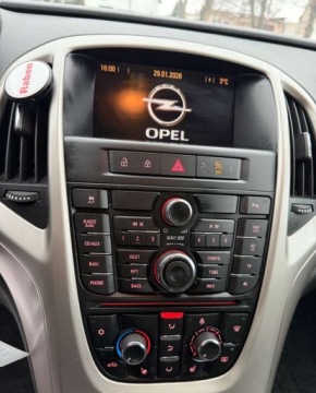 Opel Astra J GTC 1.7 CDTI ECOTEC 130KM 2013 Opel Astra Opel Astra 1.7 CDTI DPF Active 1.7 Diesel 130KM, zdjęcie 9