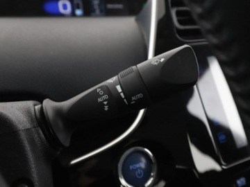 Toyota Prius IV Hatchback 1.8 Hybrid 122KM 2019 Toyota Prius FV23% Executive PHEV skóra grzane, zdjęcie 37