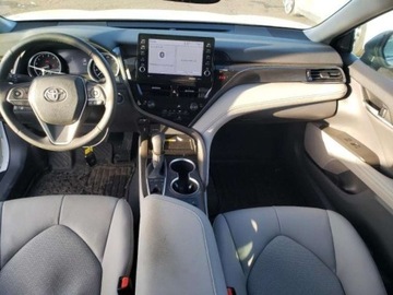 Toyota Camry IX 2022 Toyota Camry 2022, 2.5L, 4x4, XLE, od ubezpieczalni 2.5 Benzyna 202KM, zdjęcie 6