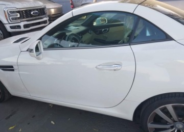 Mercedes SLC 2017 Mercedes-Benz SLC SLC 300, od ubezpieczalni 2.0 Benzyna 241KM, zdjęcie 4