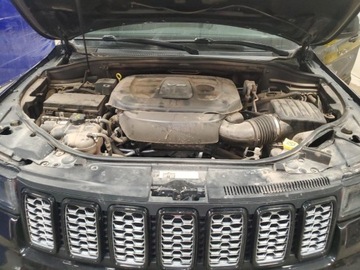 Jeep Cherokee V 2019 Jeep Cherokee 2019 JEEP GRAND CHEROKEE LAREDO 3.6 Benzyna 295KM, zdjęcie 11