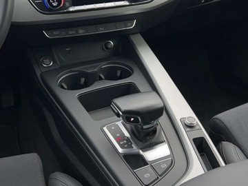 Audi A4 B9 Limousine Facelifting 2.0 40 TDI 204KM 2023 Audi A4 Limousine Android Auto Reflektory LED Nawigacja Cyfrowe zegary Kam, zdjęcie 17