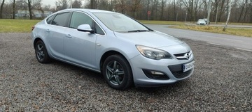 Opel Astra J Sedan 1.4 Turbo ECOTEC 140KM 2018 Opel Astra Krajowy, gaz fabryczny., zdjęcie 2