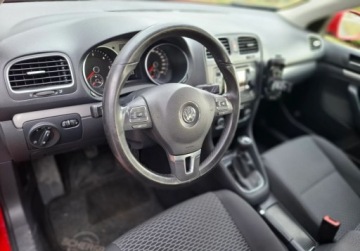 Volkswagen Golf VI Variant 1.6 TDI-CR DPF BlueMotion 105KM 2011 Volkswagen Golf Variant Kombi 1.6 Diesel 105KM, zdjęcie 6