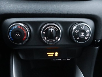 Toyota Yaris IV Hatchback 1.5 Dynamic Force 125KM 2024 Toyota Yaris 1.5 VVT-i, Salon Polska, zdjęcie 12