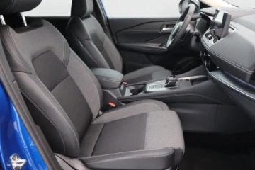 Nissan Qashqai III Crossover Facelifting 1.3 DIG-T MHEV 158KM 2025 Nissan Qashqai 1.3 DIG-T MHEV, 1. Właściciel, zdjęcie 8