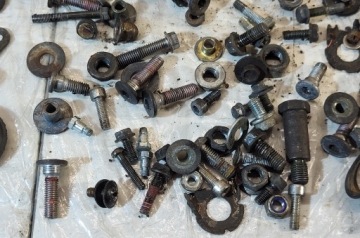 Болты для разборки Kawasaki ZR7 1999-2004r