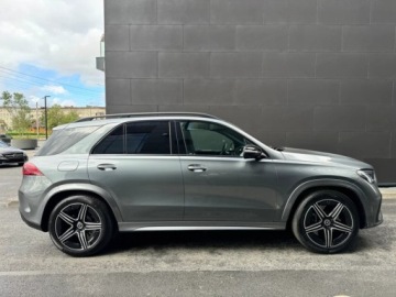 Mercedes GLE V167 SUV Facelifting 2.0 300d 269KM 2025 MERCEDES-BENZ GLE 300 d 4-Matic AMG Line 2.0 (269KM) 2025, zdjęcie 1