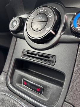 Ford Fiesta VII 2013 Ford Fiesta 1.25 benzyna Biała perełka, zdjęcie 17