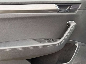 Skoda Superb III Kombi Facelifting 2.0 TDI SCR 200KM 2022 Skoda Superb STYLE 2.0 150KM DSG VirtualCockpit NiskiPrzebieg SalonPL Kame, zdjęcie 12