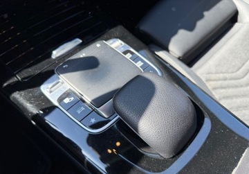 Mercedes Klasa A W177/V177 Hatchback 1.3 200 163KM 2019 Mercedes-Benz Klasa A salon PL FV VAT 23 gwarancja 12 mcy sedan, zdjęcie 21