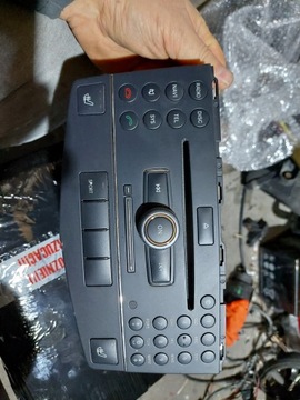 RADIO CD Z NAVI DO MERCEDESA C 204